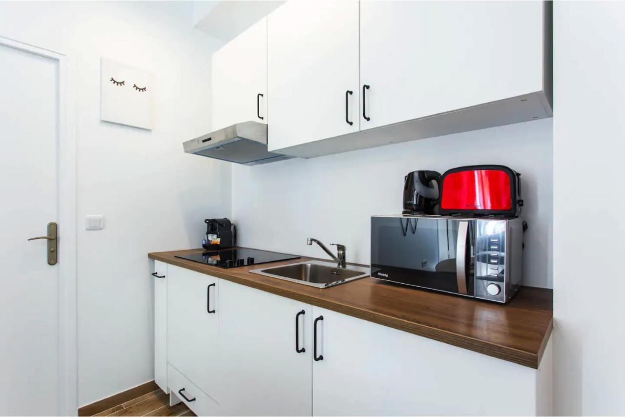 Cmg Place De Clichy - Metro Europe Apartment Paris Exterior photo